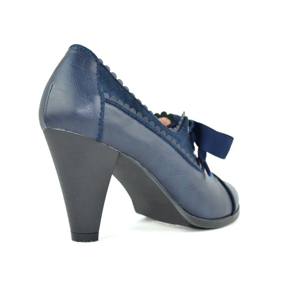 Chase & Chloe Women's Classic Lace Up Kitten Mid-Heel Round Toe Oxfords - Picture 3 of 4